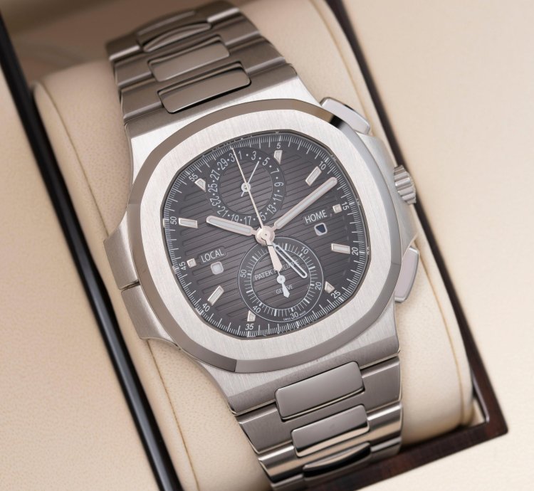Patek Philippe Nautilus Travel Time