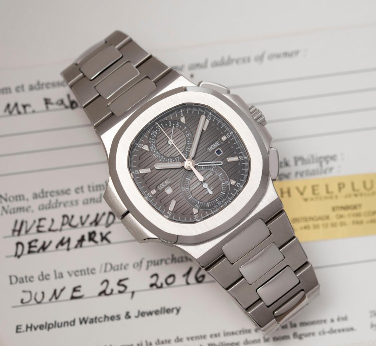 Patek Philippe Nautilus Travel Time