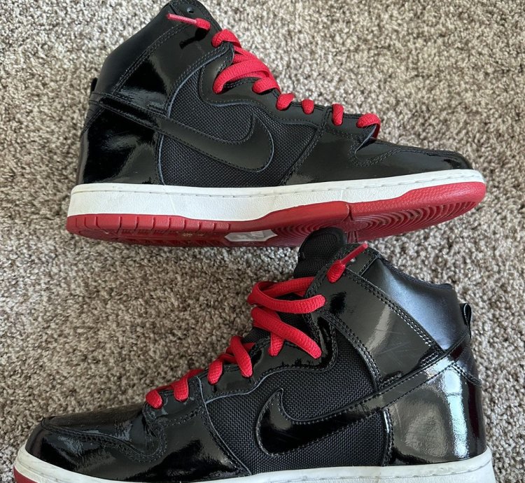 Nike Sb Dunk High Bred
