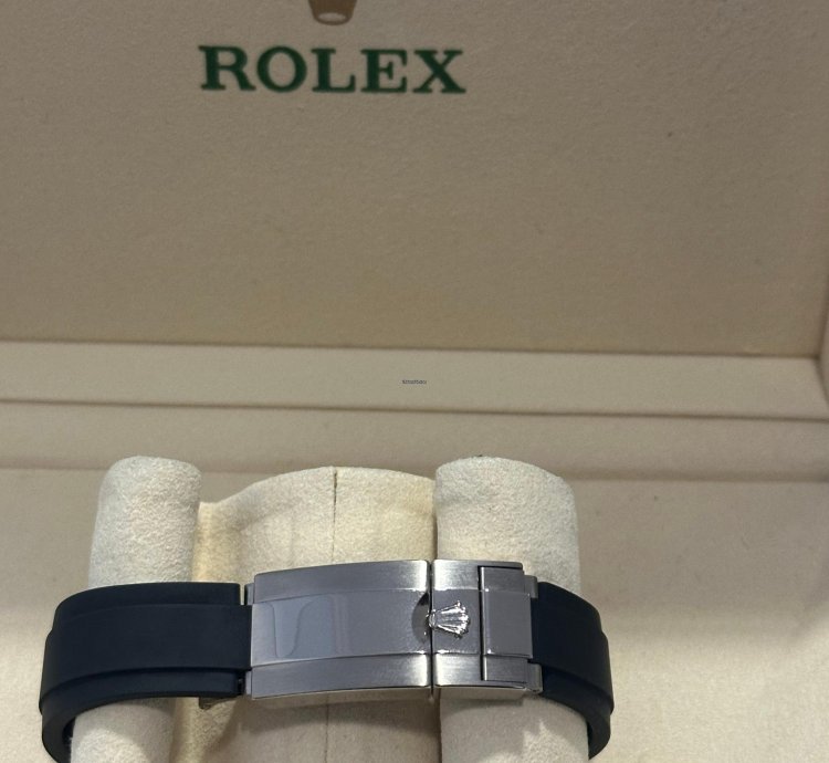 Rolex Daytona Oysterflex White Gold Ghost 2023