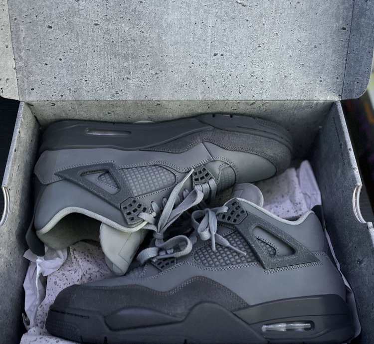 Jordan 4 Retro Se Wet Cement