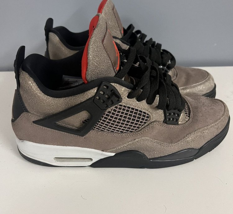 Jordan 4 Retro Taupe Haze