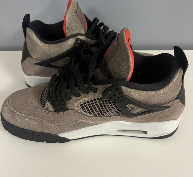 Jordan 4 Retro Taupe Haze