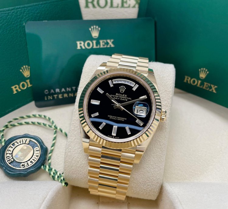 Rolex Day-date 40 Unworn Day-date 40mm 228238 Yellow Gold Presidential Band Onyx Black Baguette Dial
