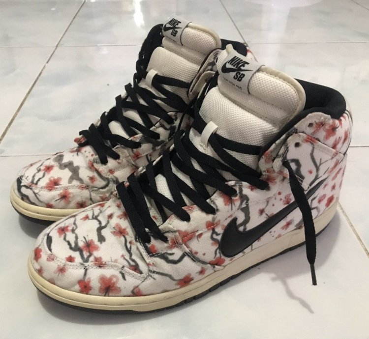 Nike Sb Dunk High Cherry Blossom