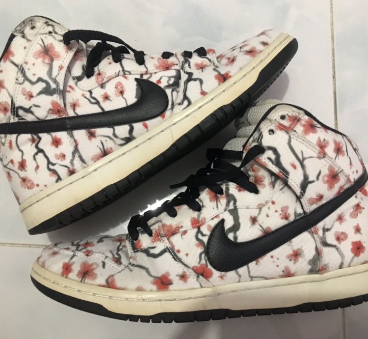 Nike Sb Dunk High Cherry Blossom
