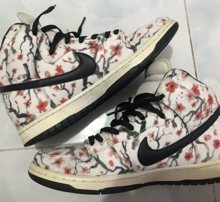 Nike Sb Dunk High Cherry Blossom