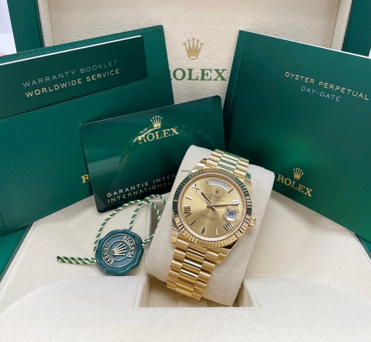 Rolex Day-date 40 Unworn Day-date 40mm 228238 Yellow Gold Presidential Bracelet Champagne Roman Dial