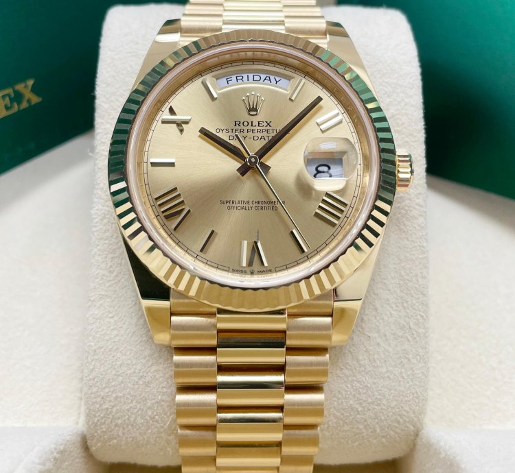 Rolex Day-date 40 Unworn Day-date 40mm 228238 Yellow Gold Presidential Bracelet Champagne Roman Dial