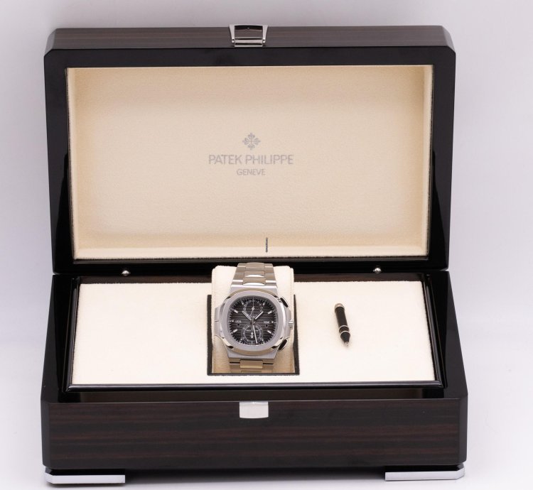 Patek Philippe Nautilus Travel-time Chronograph Steel Box And Papers 2020