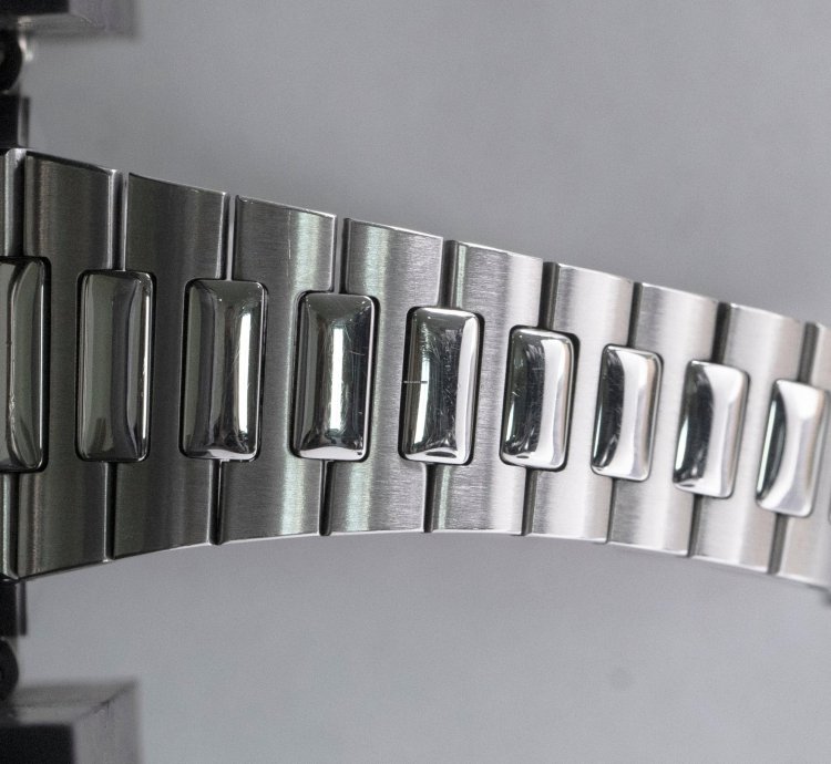 Patek Philippe Nautilus Unpolished Papers Nautilus Comet 3710 1a Black Roman 42mm