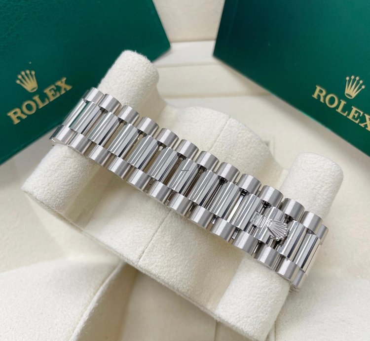 Rolex Day-date 40 Unworn Day-date 40mm 228239 White Gold Meteorite Baguette Diamond Dial President Bracelet