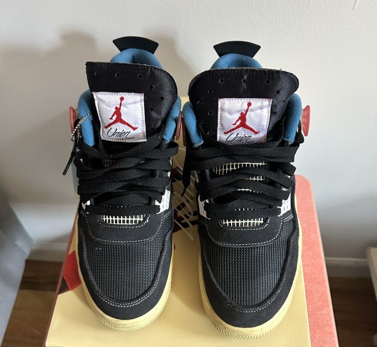 Jordan 4 Retro Union Off Noir Size 11