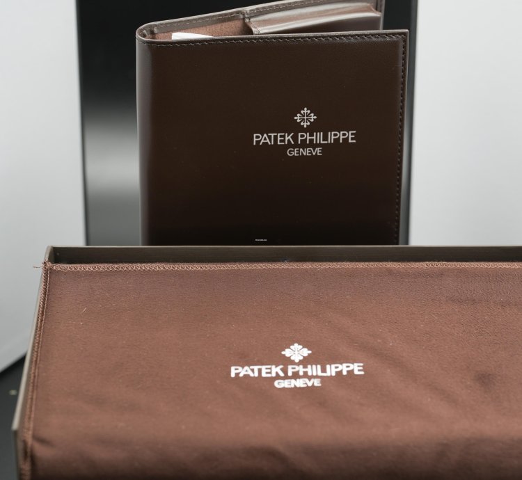 Patek Philippe Nautilus Updated Clasp