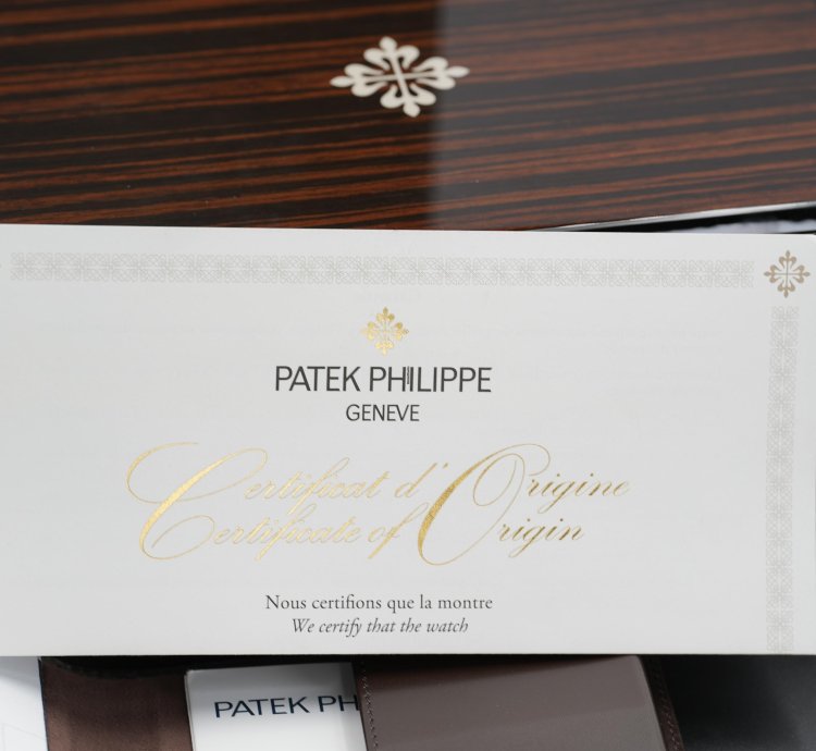 Patek Philippe Nautilus Updated Clasp