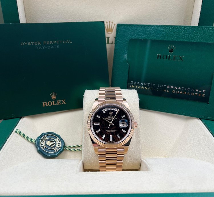 Rolex Day-date 40 Unworn Day-date 40mm Eisenkiesel Diamond Dial Rose Gold Bracelet 228235 Box Papers 2024
