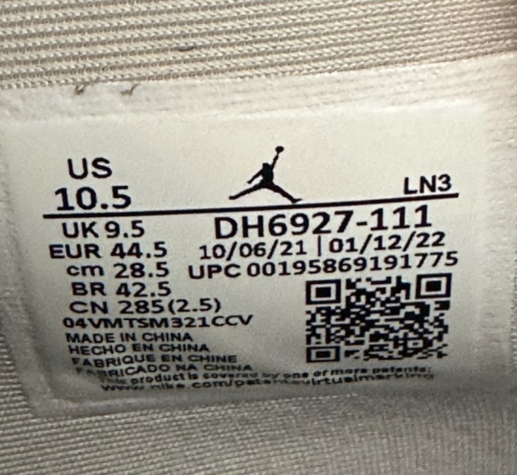 Jordan 4 Retro- Military Black