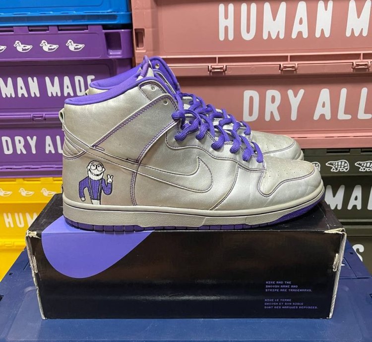 Nike Sb Dunk High Dinosaur Jr
