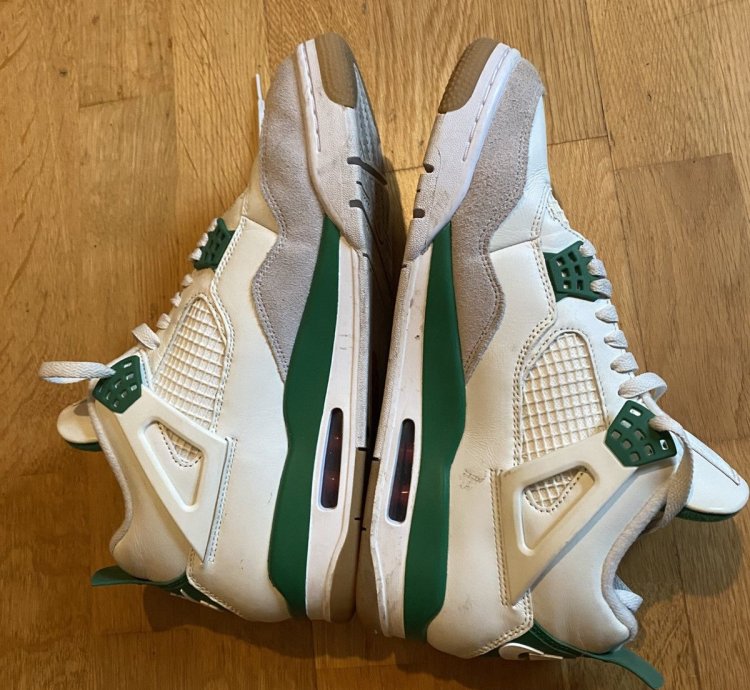 Jordan 4 Sb Pine Green