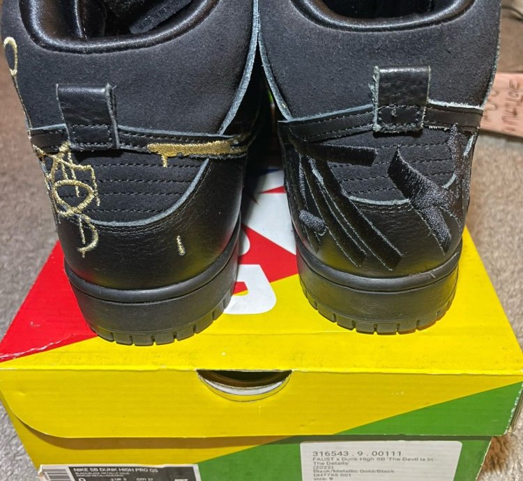 Nike Sb Dunk High Faust Black Gold