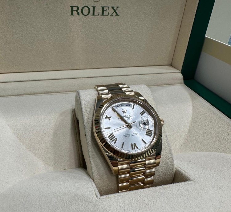 Rolex Day-date 40 Unworn Full Set 2021