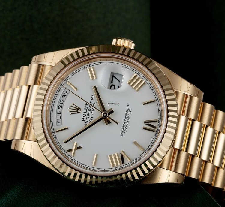 Rolex Day-date 40 Unworn Full Set 228238 White Roman Dial