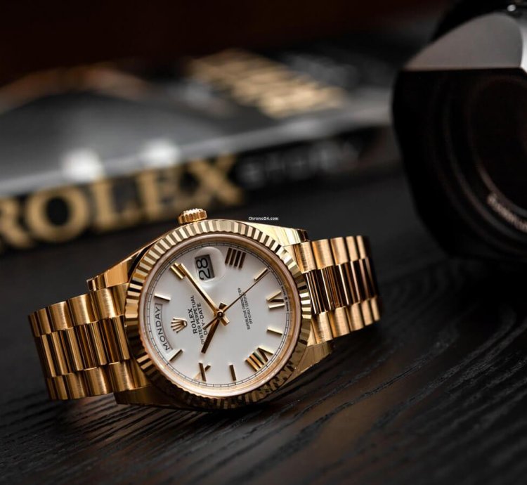Rolex Day-date 40 Unworn Full Set 228238 White Roman Dial