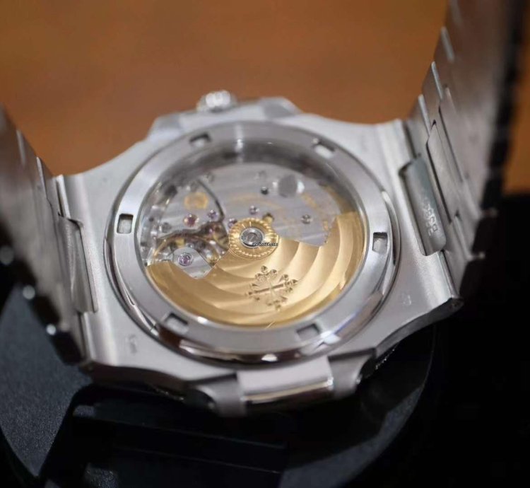 Patek Philippe Nautilus White Gold Diamond Automatic Watch 40mm