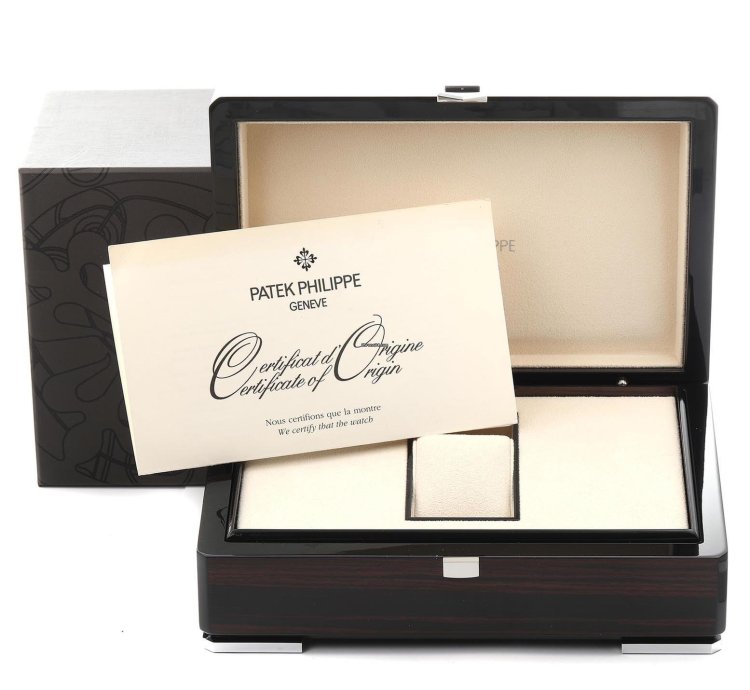 Patek Philippe Nautilus White Gold Moonphase Mens Watch 5712 Box Paper