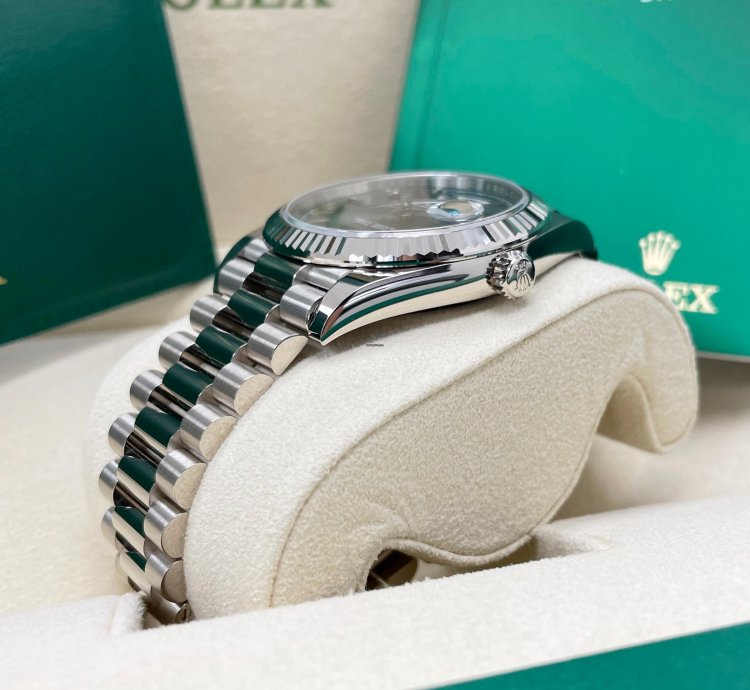 Rolex Day-date 40 Unworn Olive Green Roman Dial 40mm White Gold Fluted Bezel 228239 President Bracelet