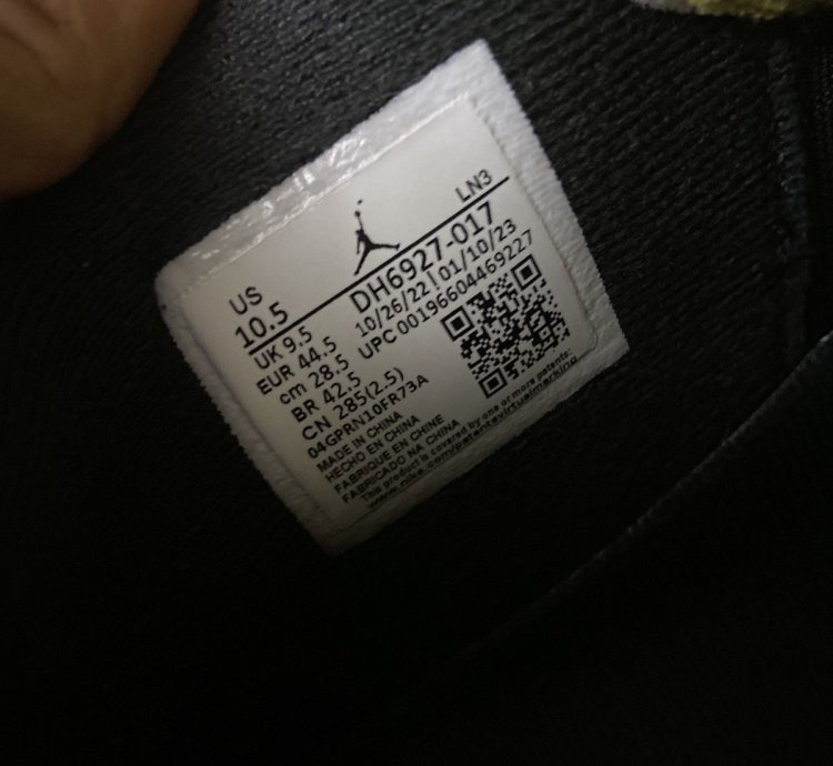 Jordan 4 Thunder Size 10 5 Barely Worn