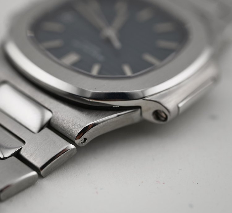 Patek Philippe Nautilus With Extract
