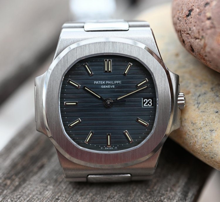 Patek Philippe Nautilus With Extract