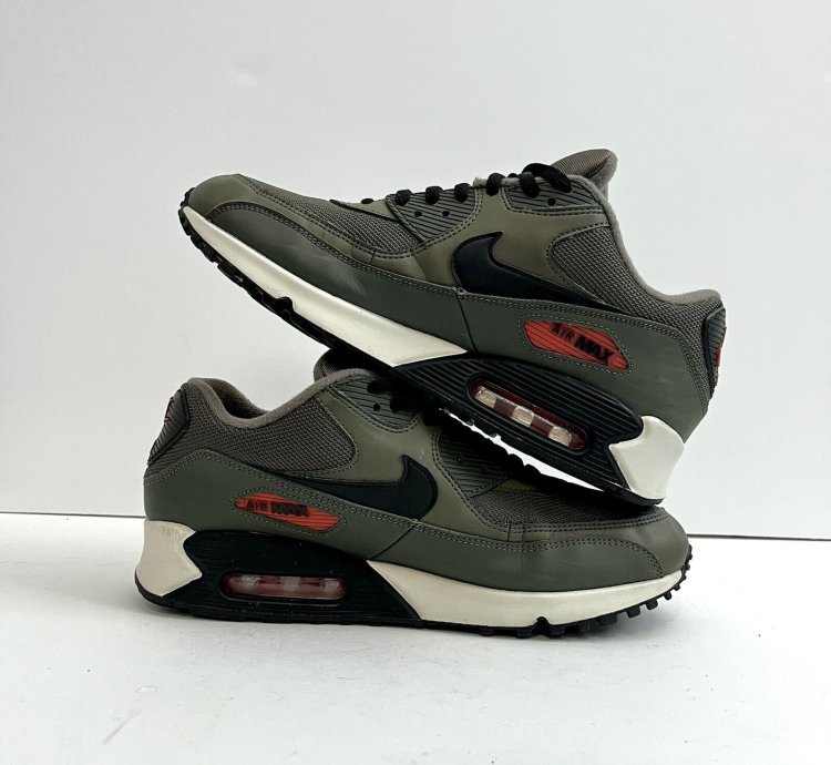 2018 Nike Air Max 90 Essential Olive Green Super Rare Sz 9 5