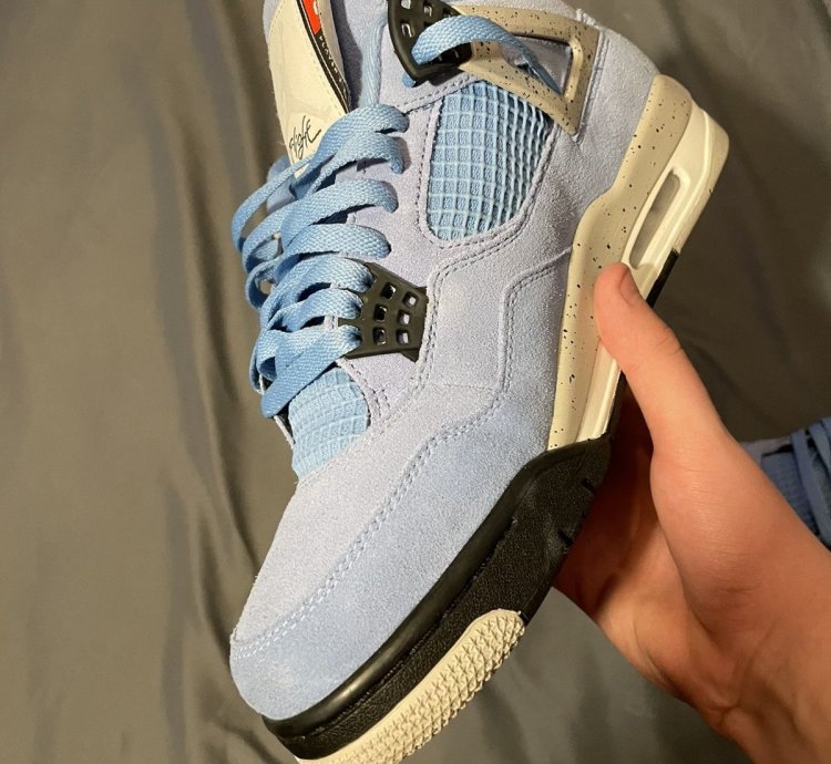 Jordan 4 Unc