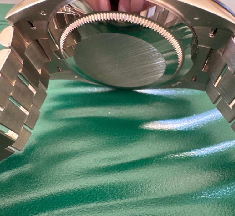 Rolex Day-date 40 Vendre Day-date 40 Octobre 2022 Jamais Port