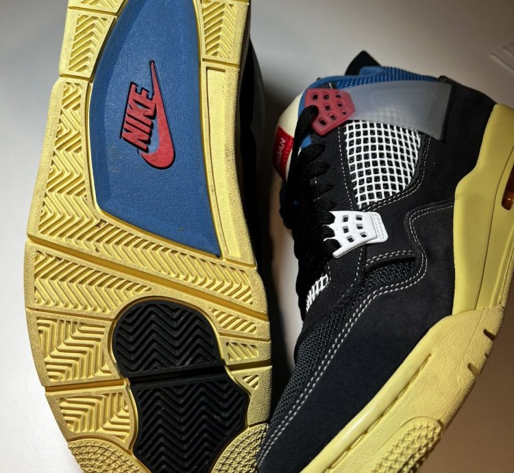 Jordan 4 Union Black Noir