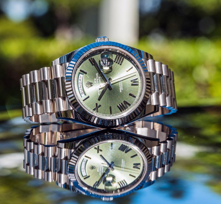 Rolex Day-date 40 White Gold - Olive Green Dial
