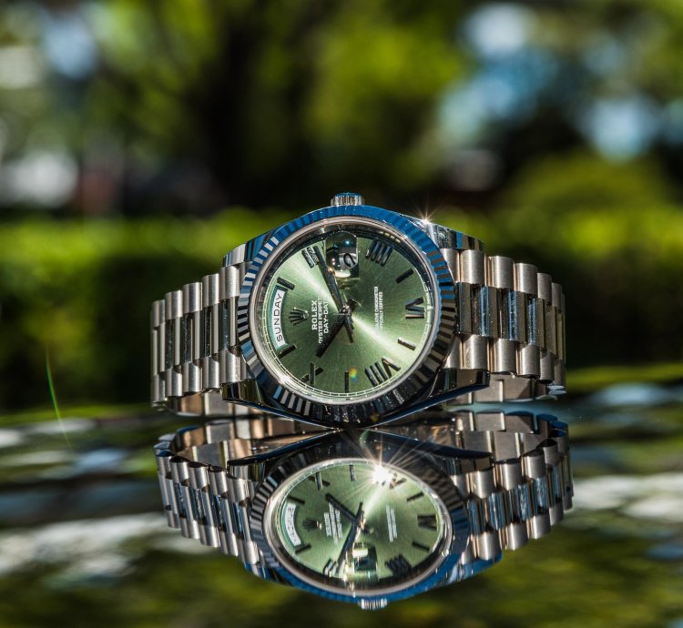 Rolex Day-date 40 White Gold - Olive Green Dial