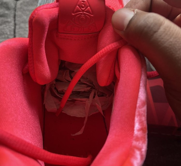 2018 Nike Kyrie 4 Red Carpet