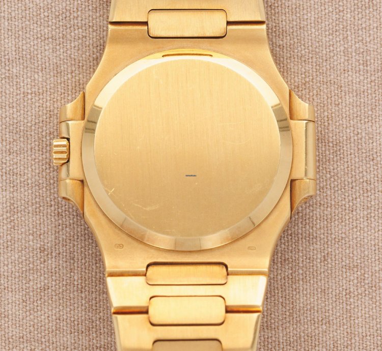 Patek Philippe Nautilus Yellow Gold Nautilus Ref 3700 With Diamond Bezel