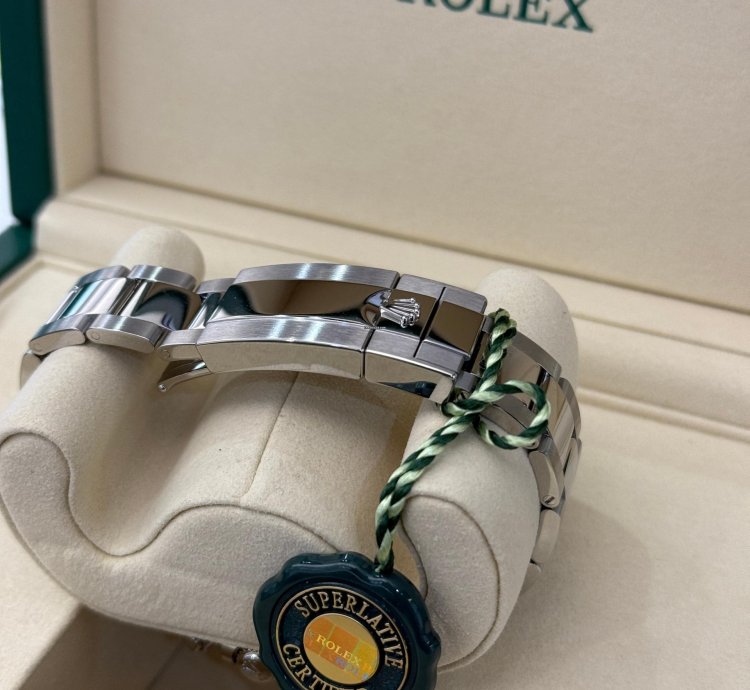 Rolex Daytona Panda White Nuovo 2025 Aprile New Model Full Set Con Documenti Scatola Rolex