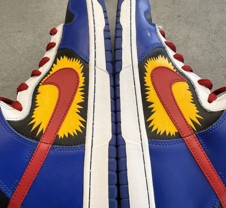 2018 Nike Sb Dunk High Comic 305050-064 Size 12