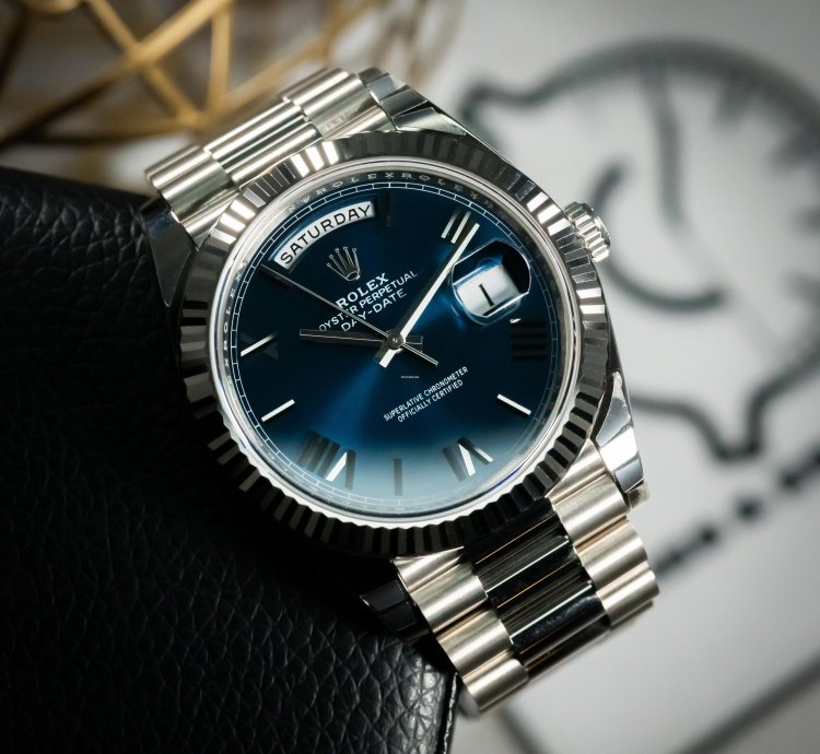 Rolex Day-date 40 White Gold Blue Dial President Bracelet Bnib Complete Set