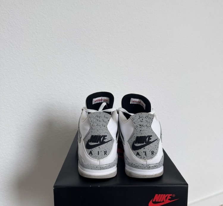 Jordan 4 White Cement