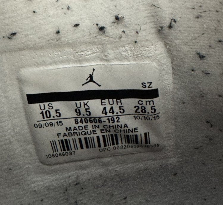 Jordan 4 White Cement