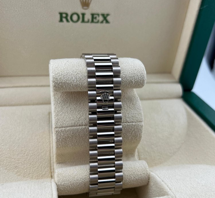 Rolex Day-date 40 White Gold Blue Ombre Dial New Release