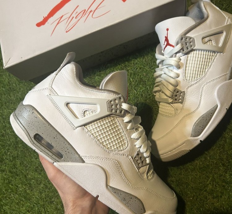 Jordan 4 White Oreo