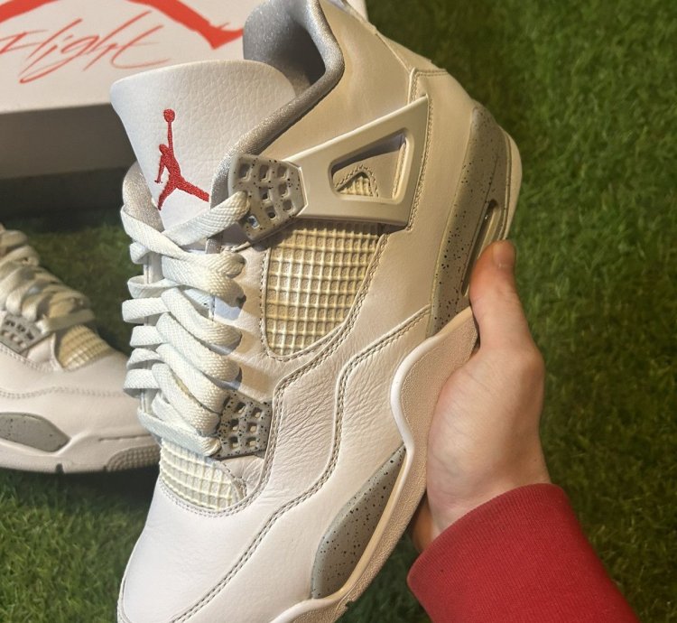 Jordan 4 White Oreo