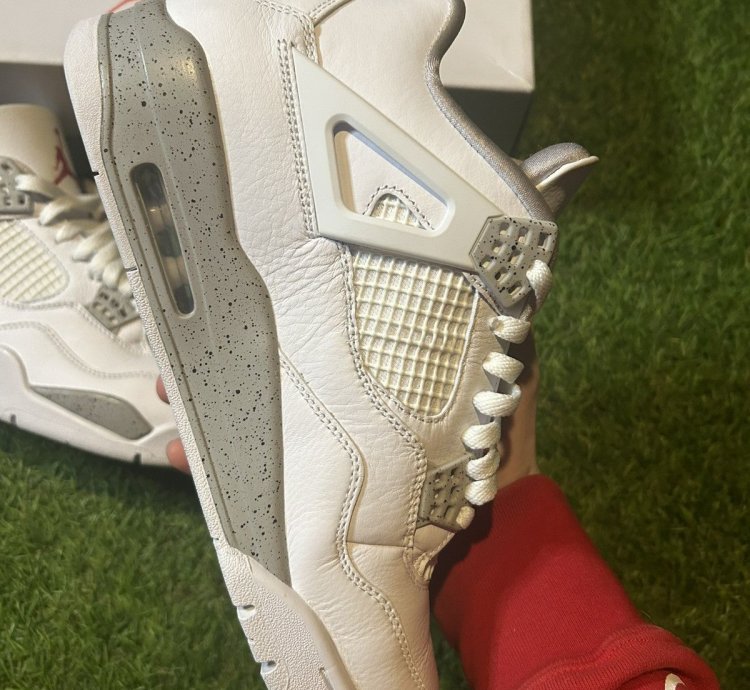 Jordan 4 White Oreo